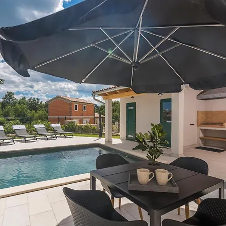 Martinela Istria - Vito Βίλα Barban